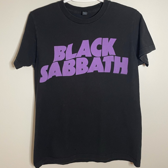 Hot Topic Black Sabbath Graphic Tee Sz 